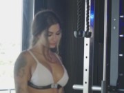 FAMOUS INSTAGRAMER SUSY GALA GOT FUCKED AT THE GYM BY PHOTOGRAPHER