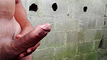 YURI GAÚCHO - BRAZILIAN MUSCLE MAN ANACONDA BIG CUMLOAD