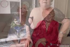 OMAGEIL Boobs are shown in one piece