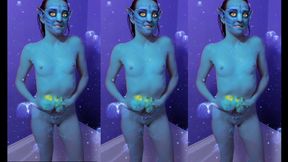 AVATAR &ndash; Girl takes a sexy shower!