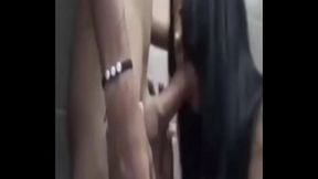 Todo fue muy rapido, el novio de mi amiga estaba acostado y me lance encima para sacarle la leche de su dulce pene