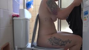 Milf masturbation after work