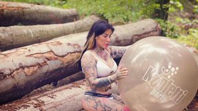 JJ nailpops a lot of Balloons in the Forest HD Versoin