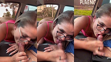 Loira rabuda pegou o uber e no trânsito parado resolveu fazer um boquete com direito a garganta profunda no motorista **completo no Red e no Sheer**