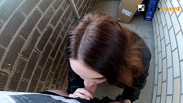 Минет на балконе 20 этажа. Красивый вид и много спермы)