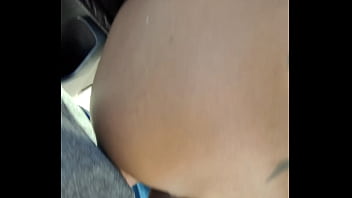 SEXTAPE , Une baise EXHIB sur un Parking en pleine journ&eacute_e d'_un magasin ...