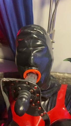 🙊“Red Latex Ritual: Serve and Suck”