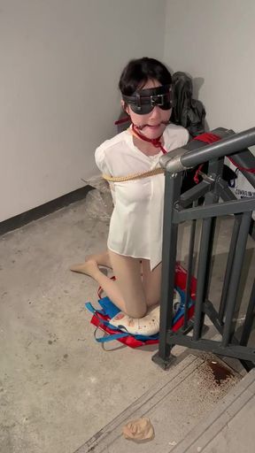 Outdoor Staircase Straight Arm Untie Challenge