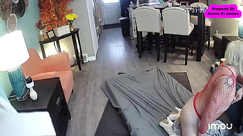 mid afternoon anal fuck with married guy