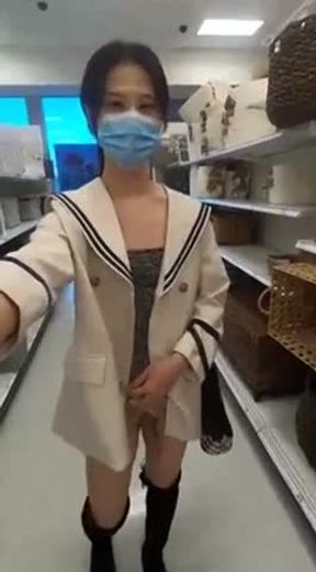 Thrilling Dick Out Strolling Jizz Shot 8792