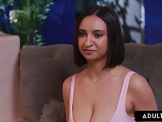 ADULT TIME - Big Natural Tits Teen Hailey Rose Wants BREEDING CREAMPIE From IRL Boyfriend Max Fills!