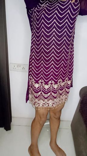 Gorgeous stepmom hot panty and satin saree remove