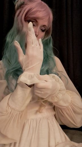 Vintage Glove Try on with Petite Pastel Goth