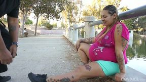 Pregnant ebony harlot Cassandra Cakez takes dong in her worn out old cunt