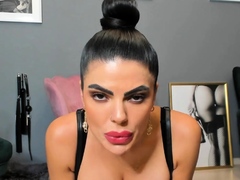 Domdeluxury - Dickless And Addicted To Sniff