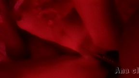 padrasto tira filha da cama fodendo sua bucetinha apertada e gozando dentro dela