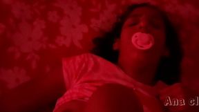 padrasto tira filha da cama fodendo sua bucetinha apertada e gozando dentro dela