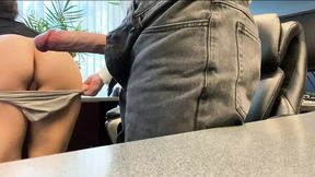 Boss gets pleasured by secretary