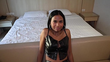 Mocha Babe Loves To Slobber On White Cocks