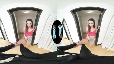 WETVR Andi Rose Doesn't Hop Off Big Cock Until Her Cunt Is Flooded