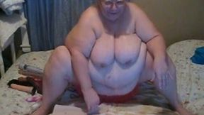 Super fat virtual hooker is riding her inflatable sex ball like a cowgirl