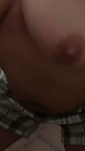 Mouth Velvet on the Women's Toilet