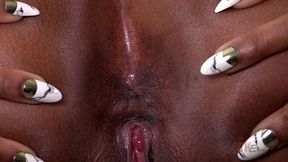 Ingenious Ivy and Pleasure's spreading ass scene