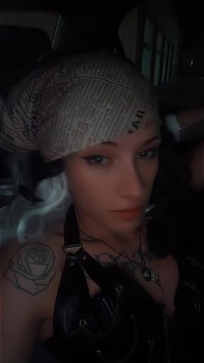 Steampunk hottie!