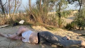 Sexy Gymnast Masturbates on the Beach and Ends up Squirting.