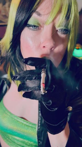 This Siren Wants You To Smoke With Her - Tina Snua Loves Smoking For Men!