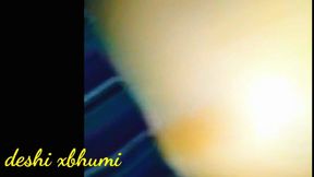 Desi Bhabhi Got Brinjal Inserted in Her Pussy