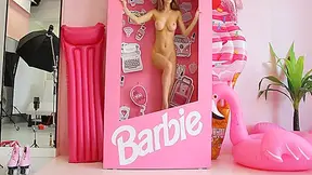 5 Min With Barbie Doll