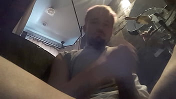 Self sucking to cum