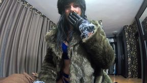 milfycalla- deep blow-job and cum play while wearing a hot green fur-coat , leather gloves and long boots 213