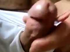 Fat Amateur Gets a Thick 5-Inch Boner
