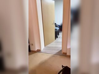 Curvy girlfriend spoils herself and gets passionately taken by boyfriend