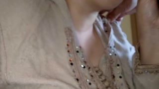 لقاني تنكفت و شدني حواني صحة