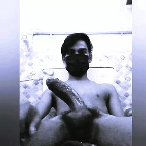 INDIAN BIG COOK BOY MUTHHI IN BATHROOM NAKED MMS