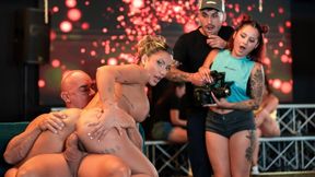 Director's Cut: Pussy On The Dancefloor