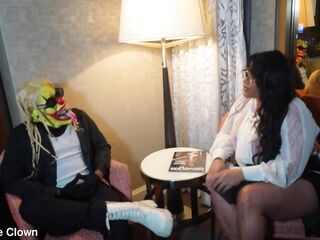 Screwed My Therapist After Finding Out This babe Was A Lit Pornstar