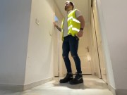 Macrophilia - tiny helps giants scratch his foot