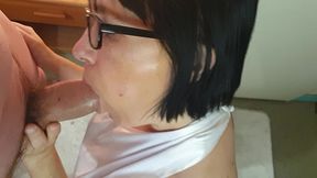 tu aimerais que je te suce avec mes lunettes ?