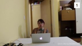 lizzy hartz get a bbc suprize intro