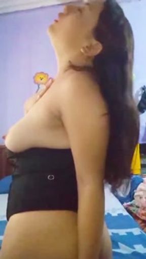 فيديو لتكتوكر المصرية سلمى سبكي من المنصورة