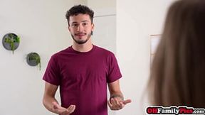 Kinky teen stepsister Venus Vixen enjoys big cock&#x1F346; stepbro's creampie