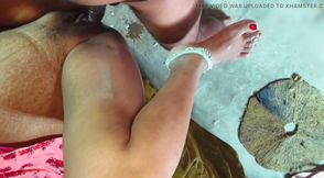 Bhaiya ne bhabhi ke chut me maal giraya.desi indian pregnant wife ko husband ne bur pel ke pani nikal diya.hindi viral sex video