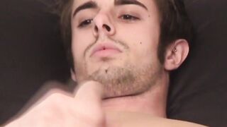 Homemade Masturbating Hunk Shows Off His Body And Big Load