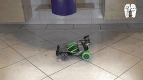 RC Car under red Pumps