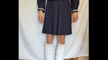 妄装 セーラー服chu-bo-にセクシーランジェリーとアナルピカピカプラグを仕込む