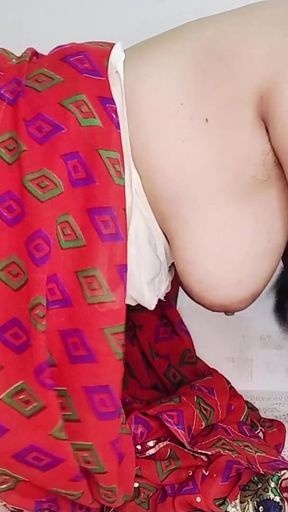 Indian Unsatisfied Married Bhabhi Having Hard Sex with Neighbor